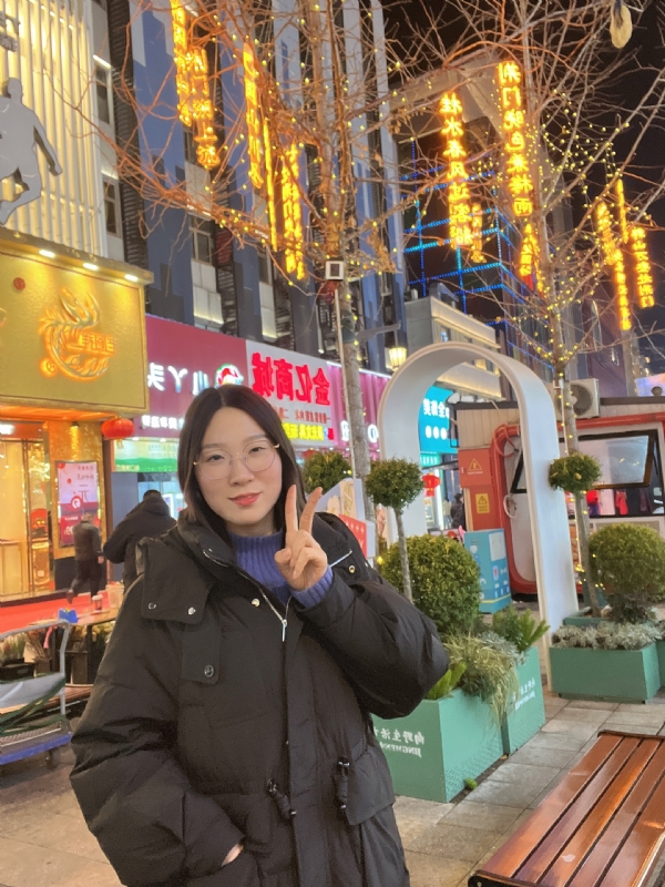 灵芽的第一张照片--荆门闪婚服务中心